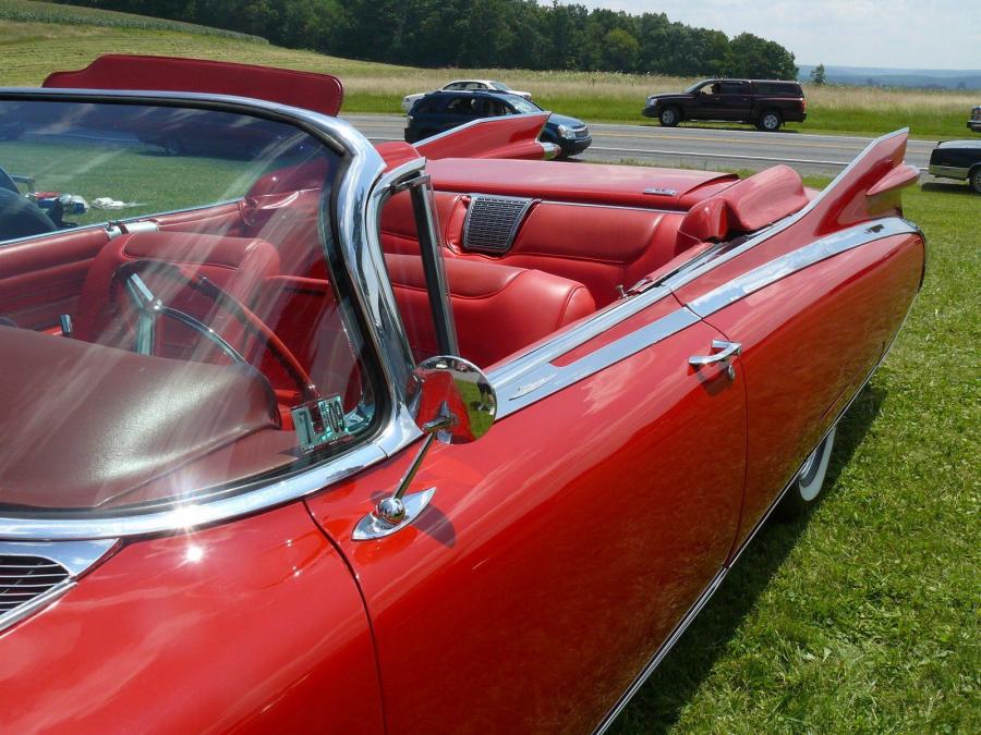  Cadillac Eldorado Biarritz Convertible 1959 года  (фото 23 из 40)